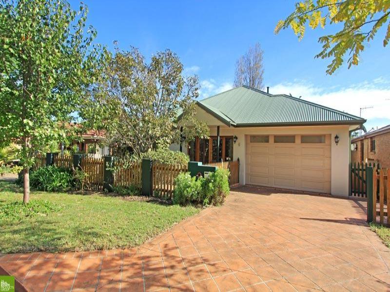 6 Preston St, Mangerton, NSW 2500 Property Details