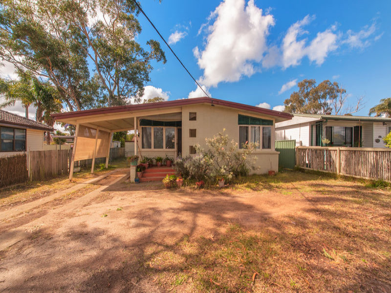 14 Mubo Crescent, Holsworthy, NSW 2173 Property Details