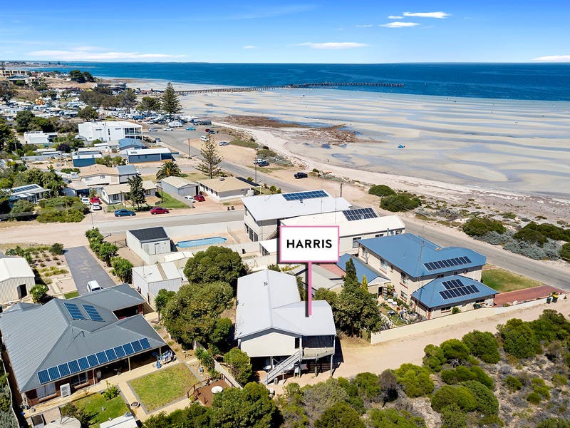 16 Marine Parade, Moonta Bay, SA 5558 House for Sale