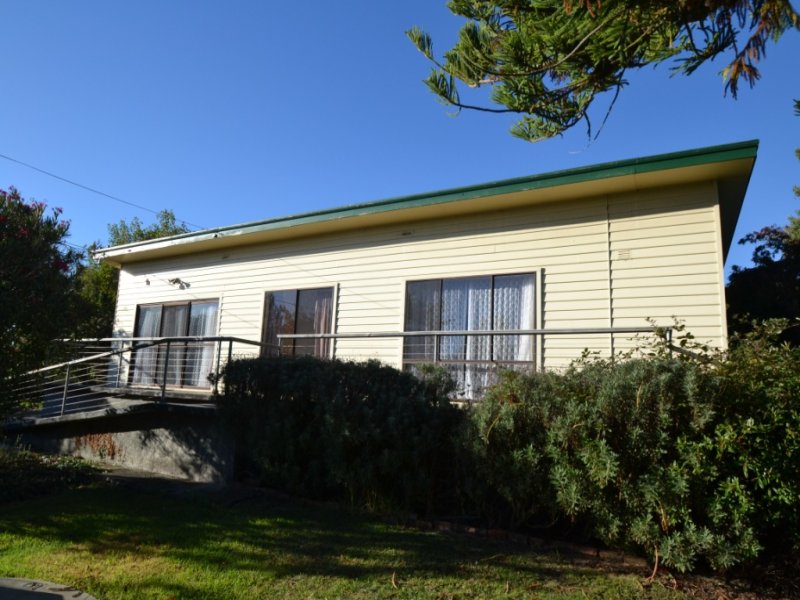 10 Paringa Avenue, Lanena, TAS 7275
