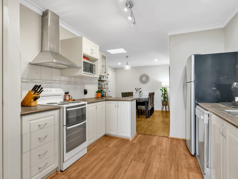 55 McNamara Drive, Thornlie, WA 6108 Property Details