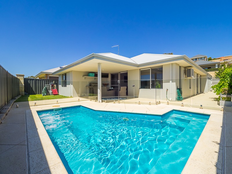 13 Lookout Vista, Edgewater, WA 6027 Property Details