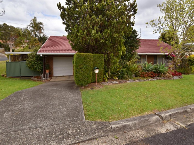 1 Crabbe Street, Woolgoolga, NSW 2456 Property Details