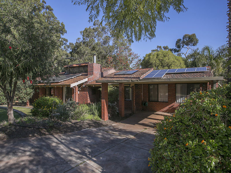 235 Grove Road, Lesmurdie, WA 6076 Property Details