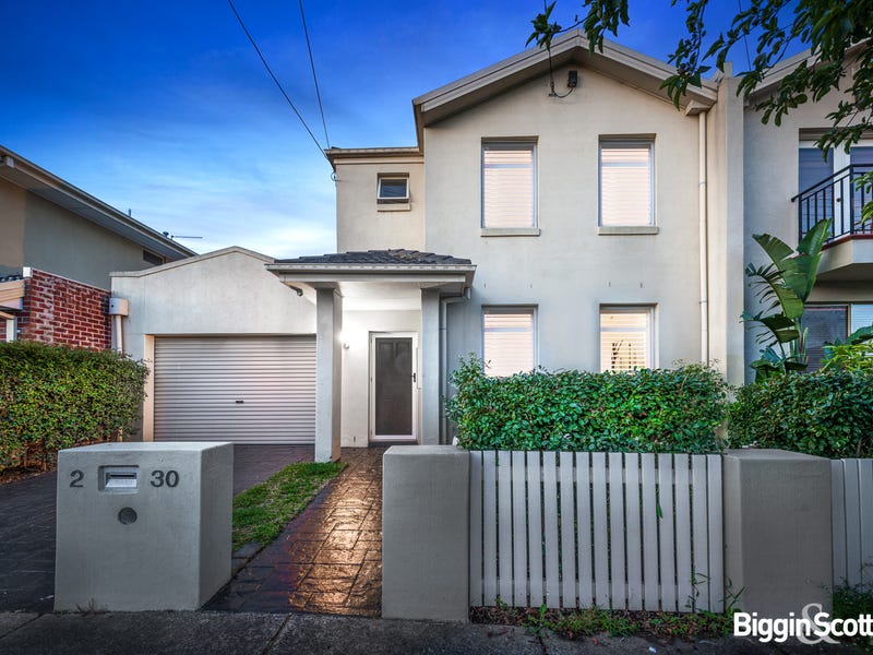 2/30 Burns Street, Maidstone, VIC 3012