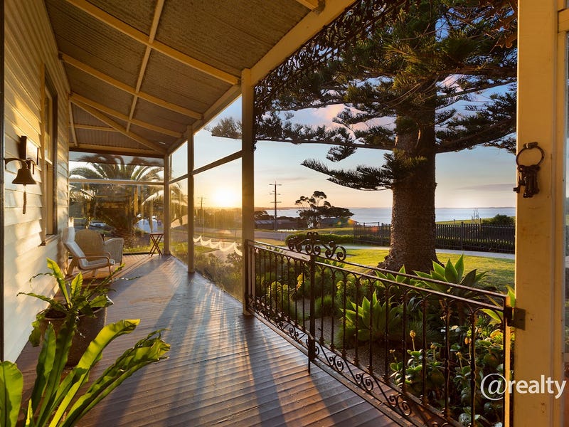 11 Phillip Island Road, San Remo, VIC 3925