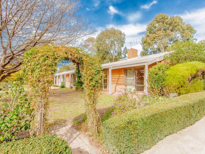 4 Ellerslie Court, Bacchus Marsh, VIC 3340