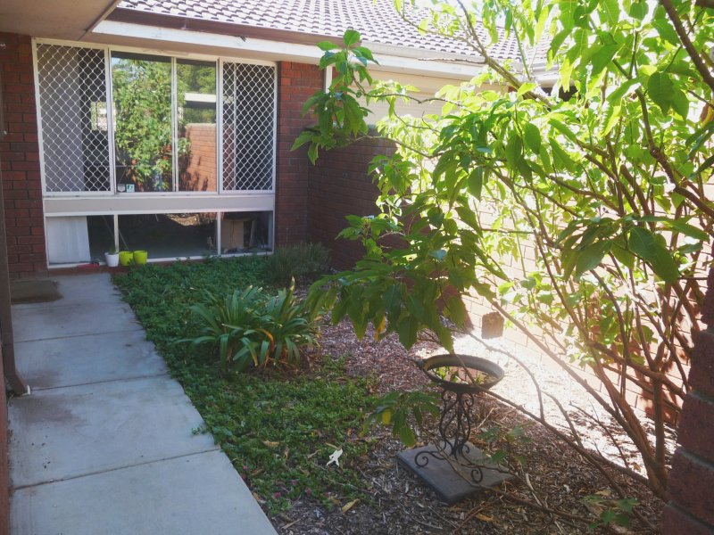 52 Cowan Street, Armadale, WA 6112 Property Details