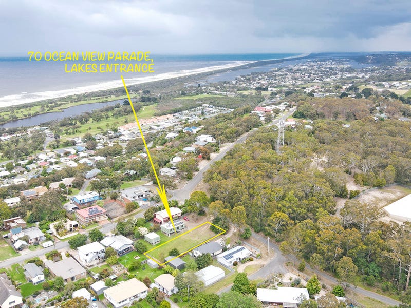 70 Ocean View Parade, Lakes Entrance, VIC 3909