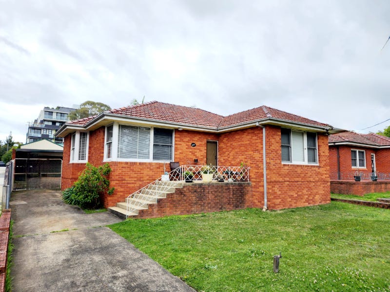 684 Kingsway, Miranda, NSW 2228 House for Rent