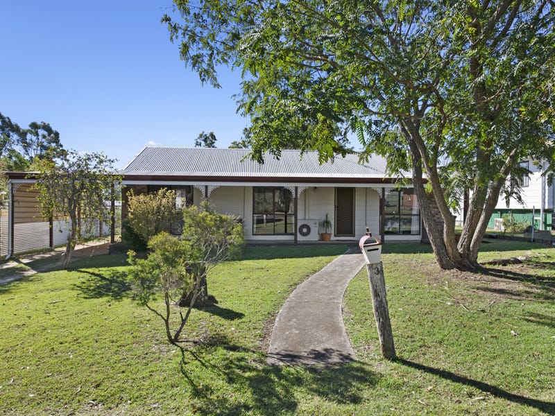 30 Charles Street, Crows Nest, QLD 4355