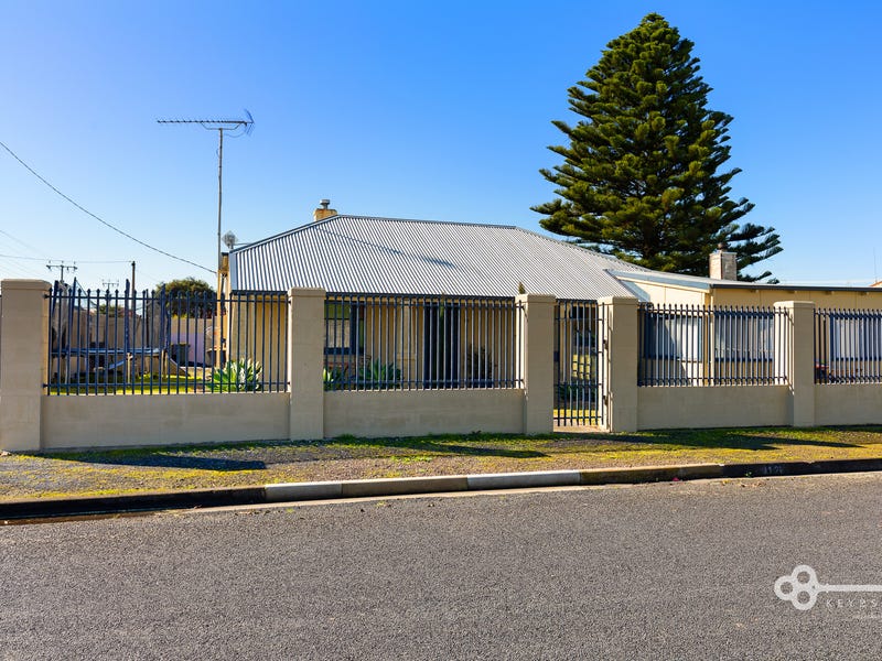 12 Bookey Street, Port Macdonnell, SA 5291