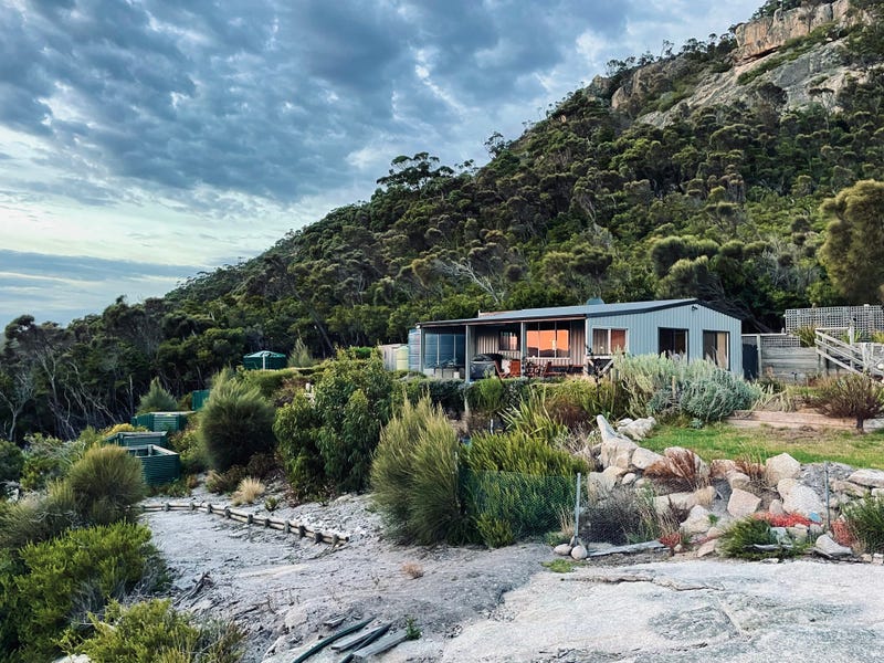 15 Armstrong Avenue, Killiecrankie, Tas 7255 House for Sale