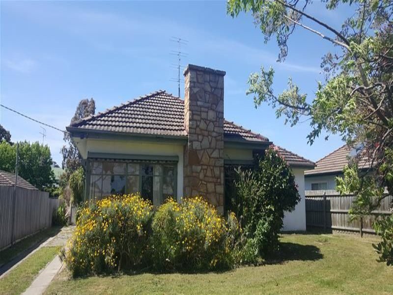 93 Bredt Street, Bairnsdale, Vic 3875 Property Details