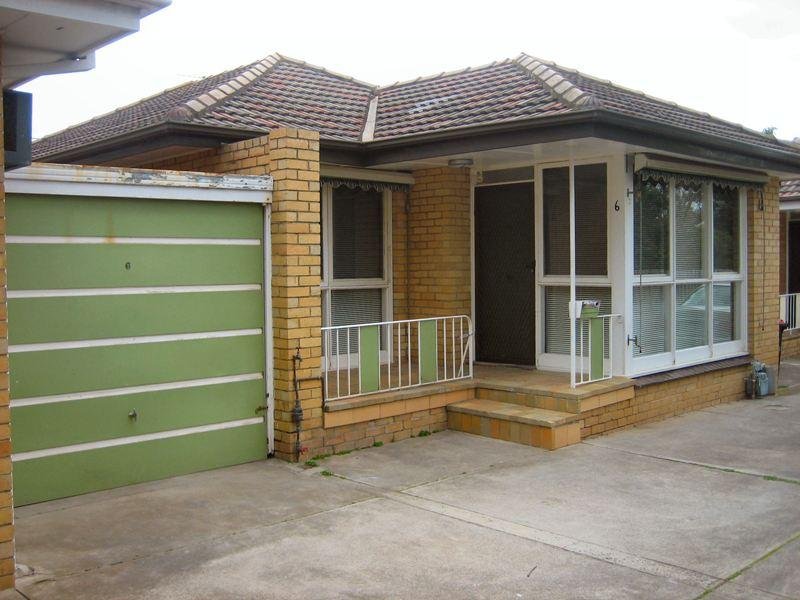 6/18 The Corso, Parkdale, Vic 3195 Property Details