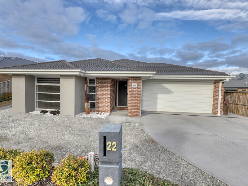 22 Golden Avenue, Warragul, VIC 3820