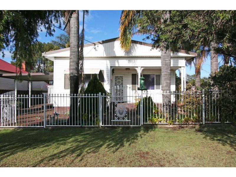 17 Edgeworth Street, Cessnock, NSW 2325 Property Details