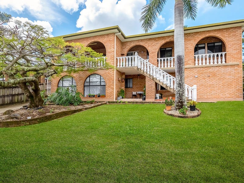 13 Stretton Drive, Helensvale, QLD 4212