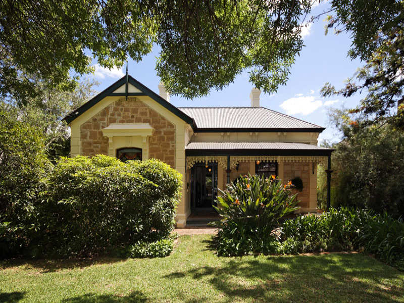 32 Second Avenue, St Peters, SA 5069