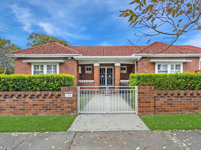 101 Gordon Avenue, Hamilton South, NSW 2303