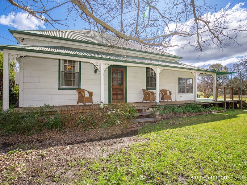 11 East Street, Uralla, NSW 2358 Property Details