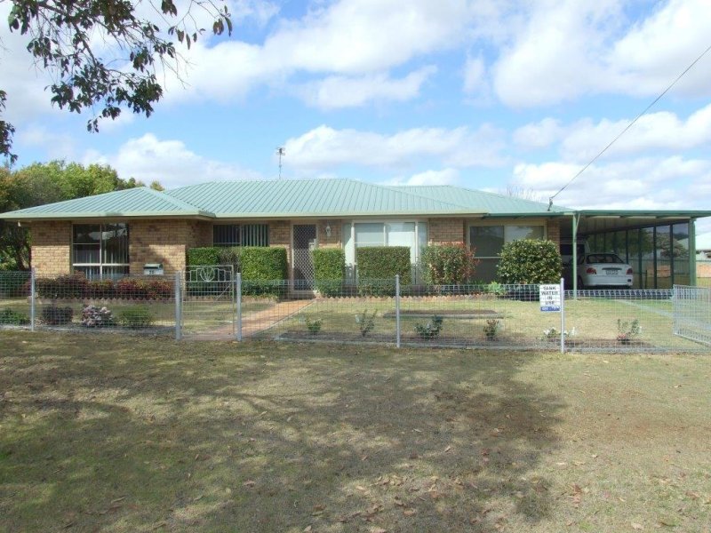 25 Charles Street, Crows Nest, QLD 4355