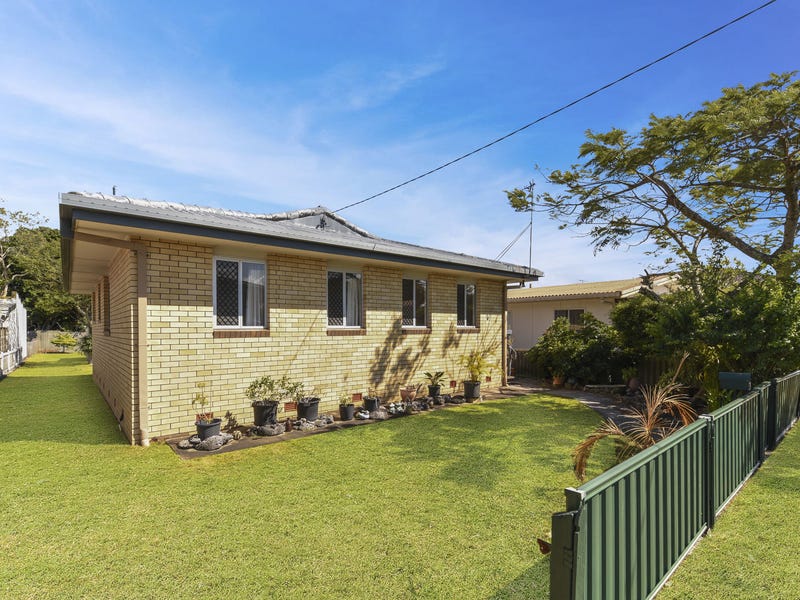 8 Wentworth Parade, Golden Beach, Qld 4551 8 Wentworth Parade, Golden Beach, Qld 4551