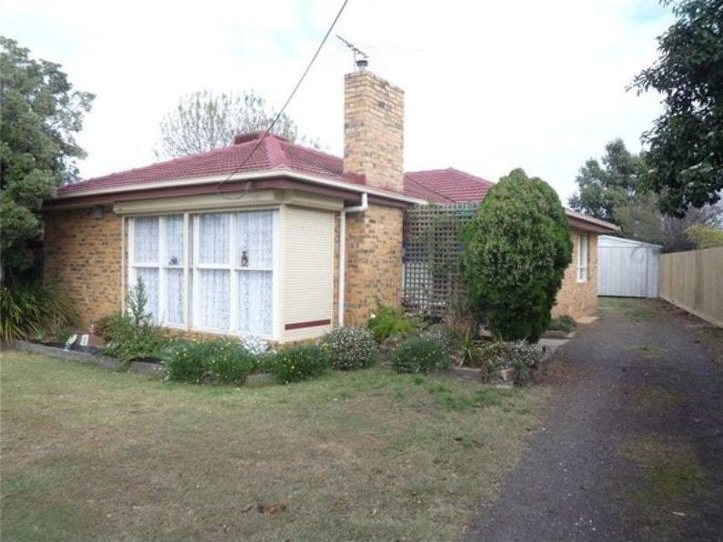 139 Station Road, Melton South, VIC 3338