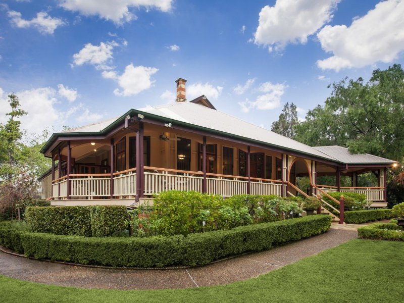 56 Lilly Street, Sherwood, Qld 4075 Property Details