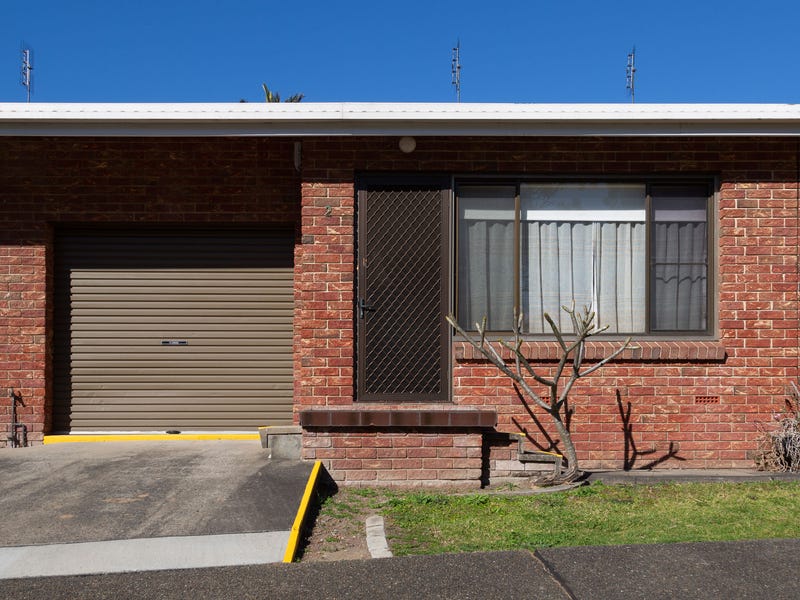 2/104 Kalandar St, Nowra, NSW 2541 Property Details