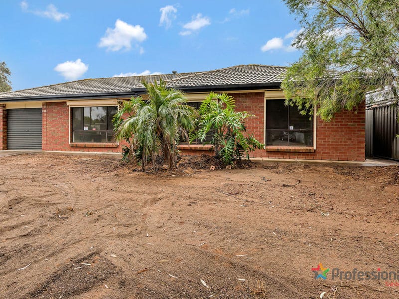 30 Reynolds Drive, Paralowie, SA 5108 Property Details