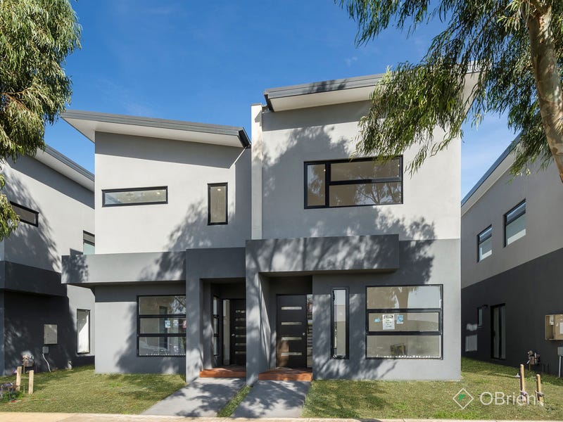 25 Elmslie Drive Cranbourne East Vic 3977 Property Details