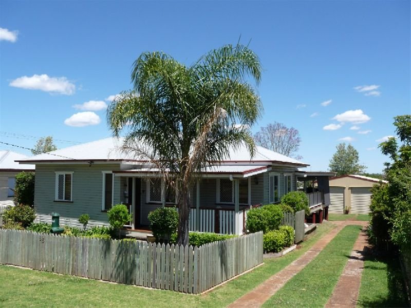 65 Llewellyn Street, Centenary Heights, QLD 4350