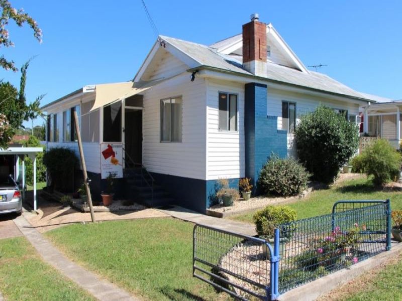 17 Gregson St, Gloucester, NSW 2422 Property Details