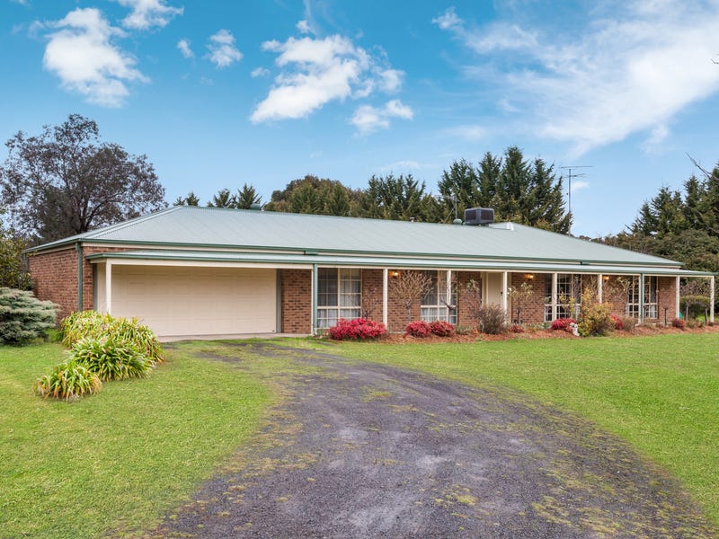 17 Casey Crescent, Broadford, Vic 3658 House for Sale