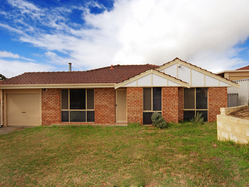 4 The Avenue, Alexander Heights, WA 6064