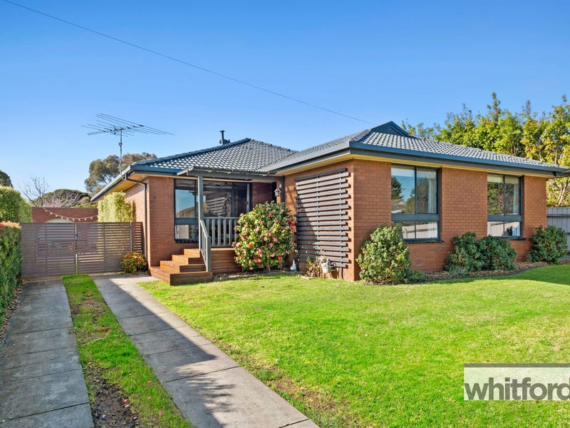 5 Hereford Drive, Belmont, Vic 3216 Property Details