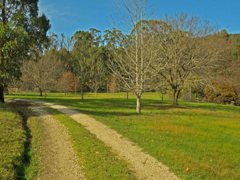 101 Westbridge Road, Glenburn, Vic 3717 Property Details