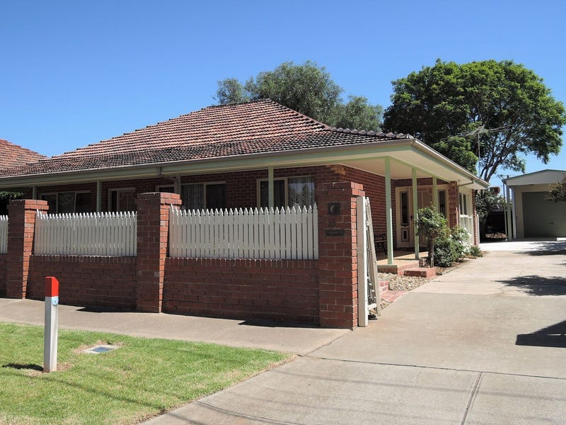 15 College Road, Werribee, VIC 3030