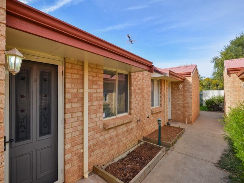 3/128 Burt Street, Boulder, WA 6432