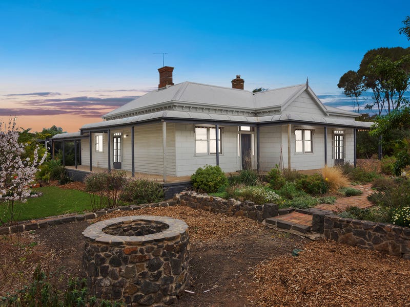 70 Domain Drive, Batesford, Vic 3213 Property Details