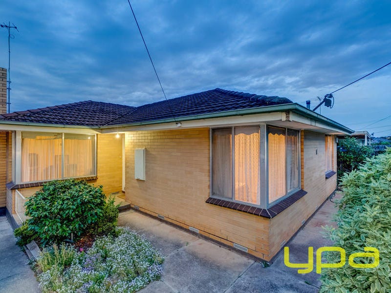 11 Centenary Avenue, Melton, VIC 3337
