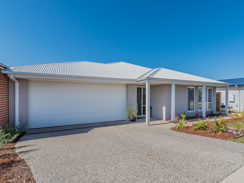 6 Shoalhaven Drive, Cowes, Vic 3922 Property Details