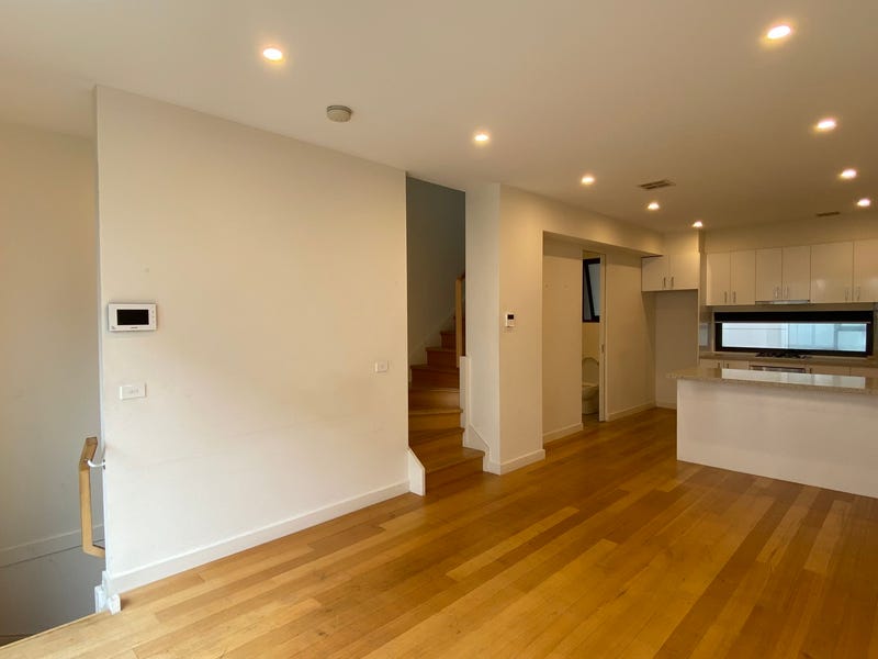 3/7072 St Road, Preston, Vic 3072 Townhouse for Rent