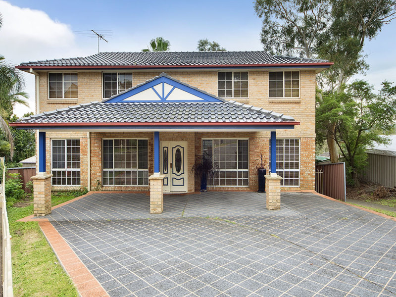 8 McAuley Close, Heathcote, NSW 2233 Property Details