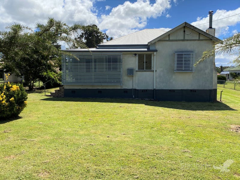 8 Lane Street, Stanthorpe, QLD 4380