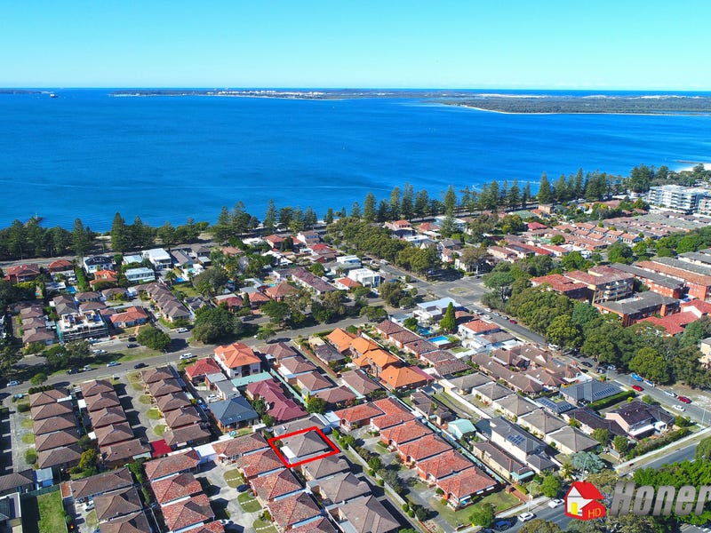 Villas for Sale in St NSW