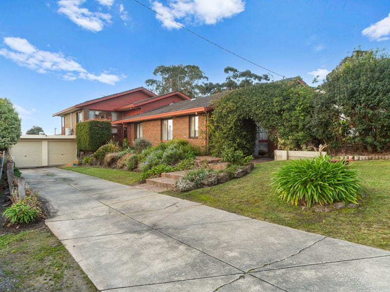 4 Moondah Drive, Mount Eliza, VIC 3930 - realestate.com.au