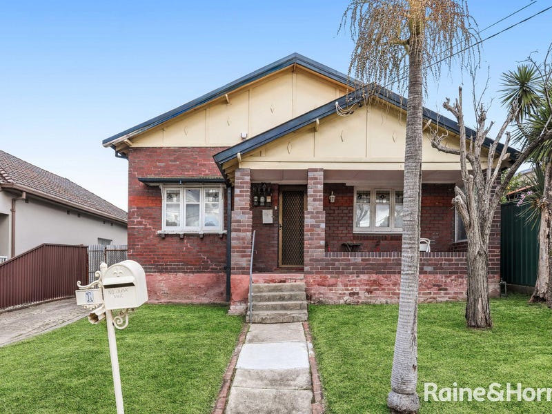 1 Leslie Street,, Roselands, NSW 2196 Property Details