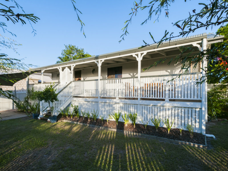 100 Scarborough Road, Redcliffe, QLD 4020